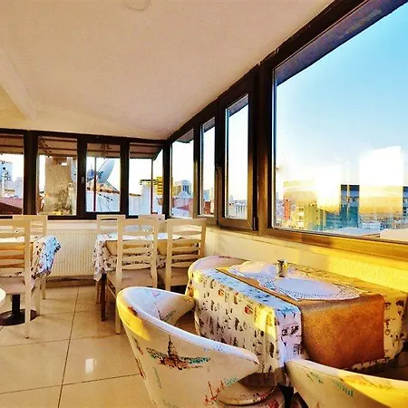 The Beyoglu House 3*