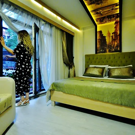The Beyoglu House فندق 3*