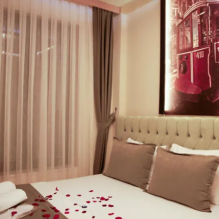 The Beyoglu House 3*