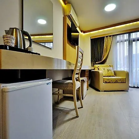 The Beyoglu House