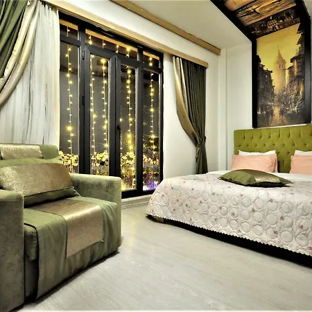 The Beyoglu House ホテル