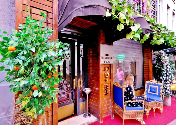 The Beyoglu House 3*